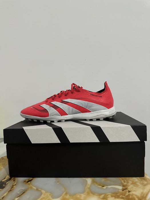 Adidas predator (42.5)