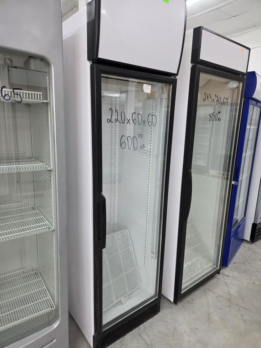 Хладилна витрина 200х60х60