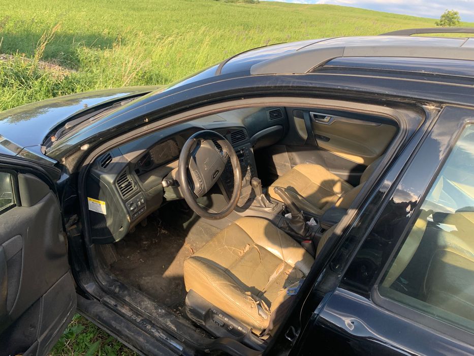 Doua Volvo v70ll