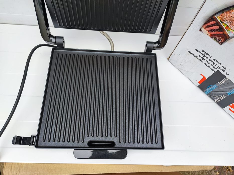 Grill Tefal Inicio GC242D38, 2000 W, Termostat 3 nivele, Placi cu inve