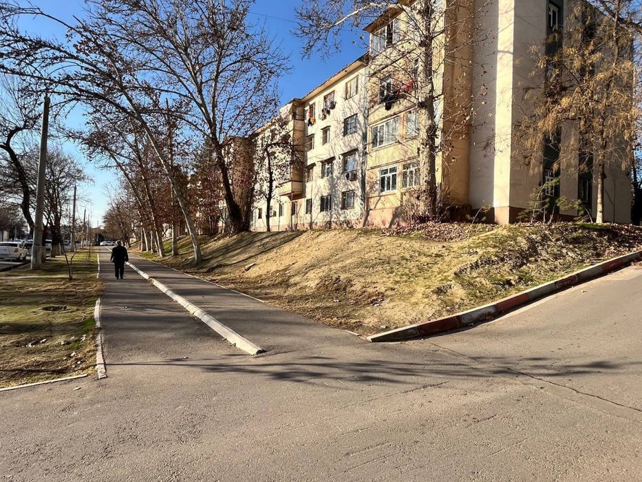 Продаётся Под Не Жилое Квартира 1 Линия Чиланзарский район