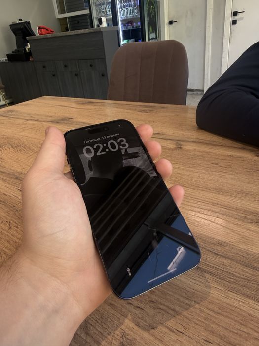 Срочно продам айфон Iphone 14 pro