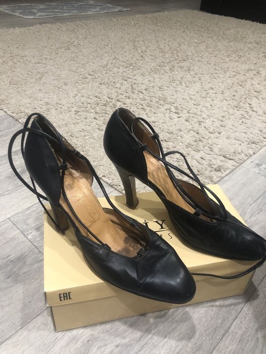 Сапоги ,туфли,, все в хорлшем состоянии