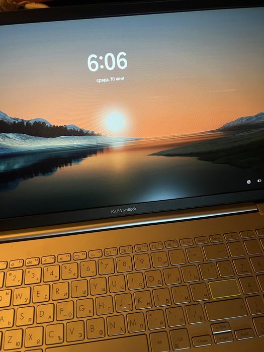 Лаптоп ASUS VivoBook S533E