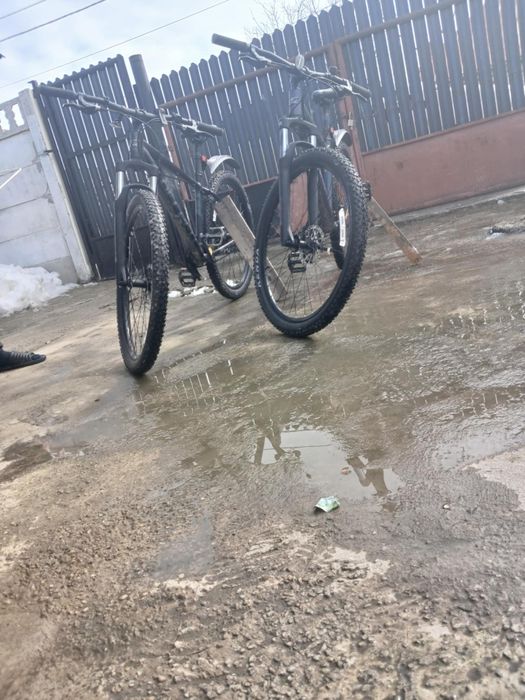 Vlnd biciclete slnt aproape noi