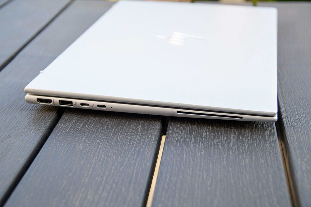 HP EliteBook 840 G11 / Ultra 5 135H / 16GB / 512GB / WUXGA IPS