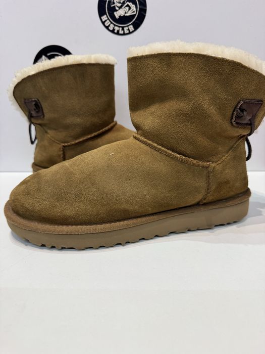 Дамски велурени ботуши UGG. Размер 40
