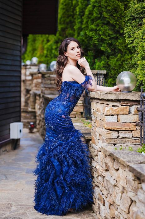 Продавам балната си рокля