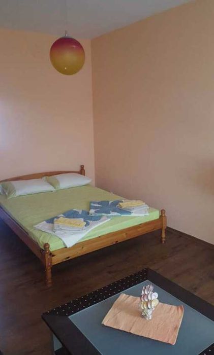 Дава се под наем Двустаен апартамент в Бургас, Лазур - 70 кв.м за 200 € - Снимка #13