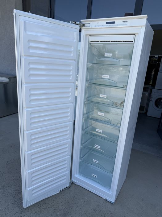 Фризер Миеле No Frost Инверторен мотор