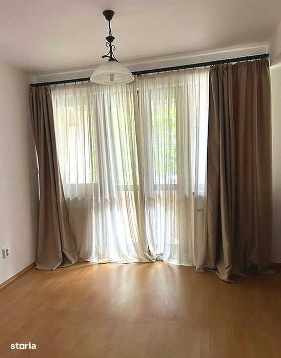 Vila 300 mp | 8 Camere | Ideala Birouri, Clinica sau Afterschool | Tei