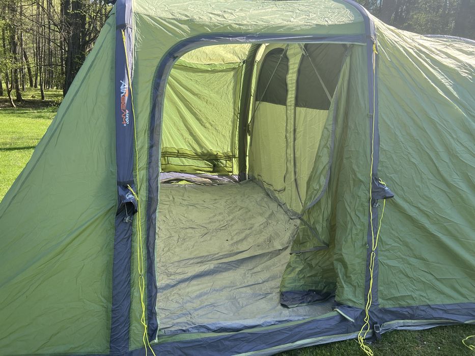 Cort camping 8 persoane! 4 camere ! RRP PESTE 500 £
