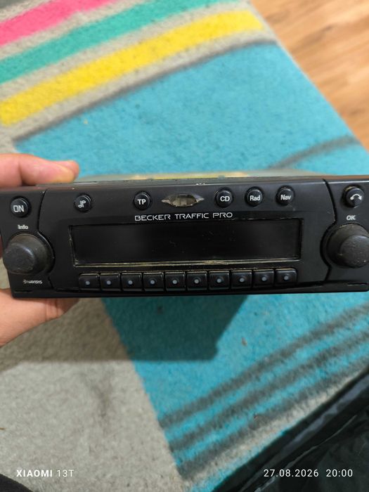 Ретро радио Becker Traffic Pro BE4720 за Mercedes ML W163-W124-W210 и др. с КОД