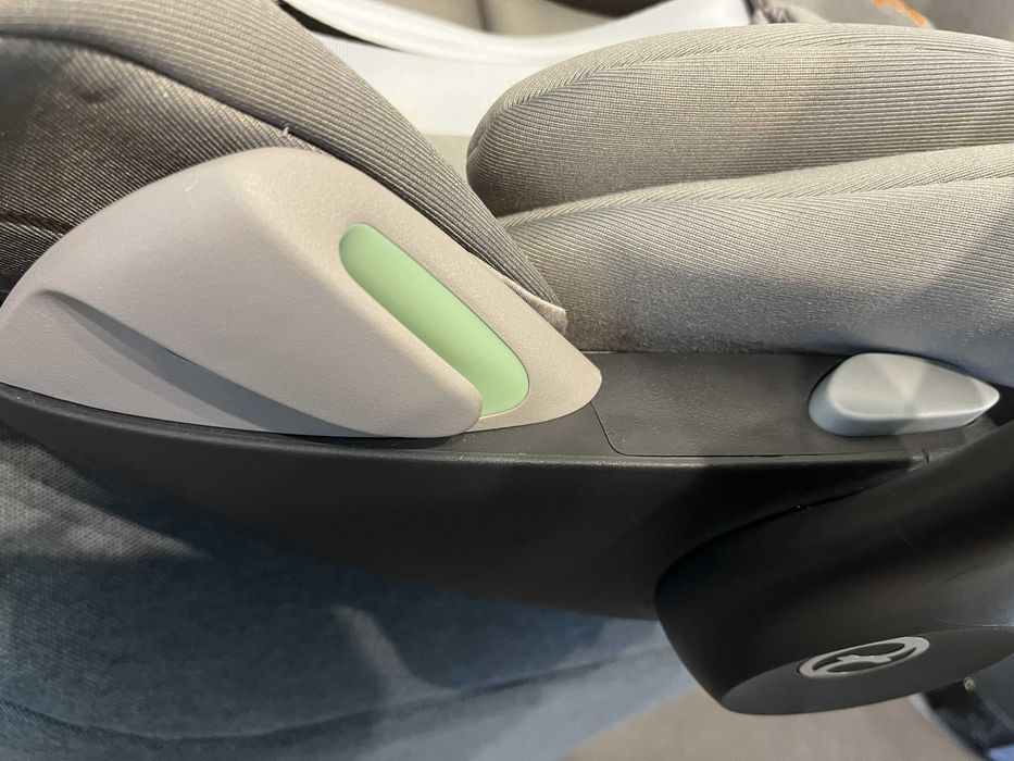 Cybex Cloud G i-Size Comfort + Adaptoare