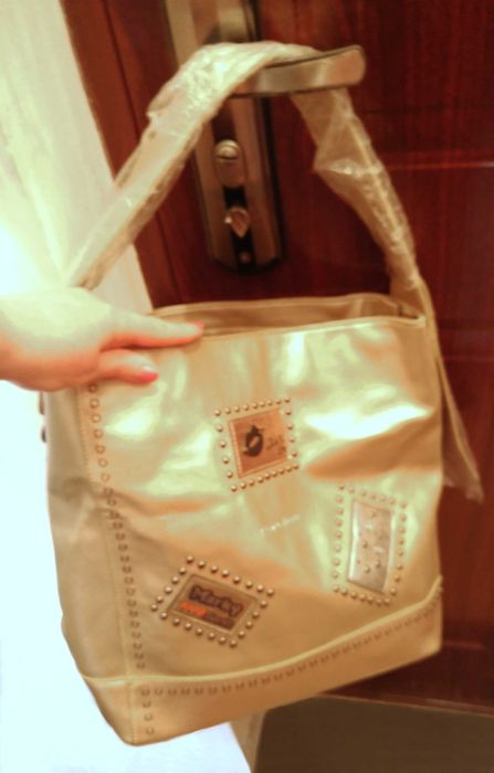 Geanta de dama Kevin Jeans aurie supradimensionata