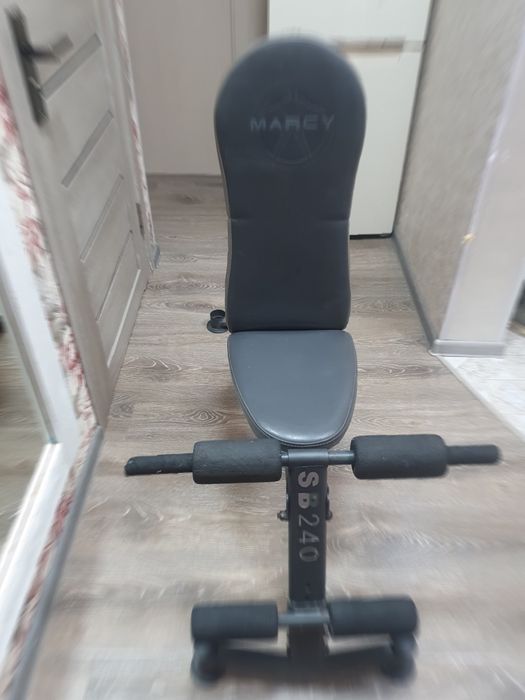 Многофункциональный тренажер скамья Marcy SB-240.