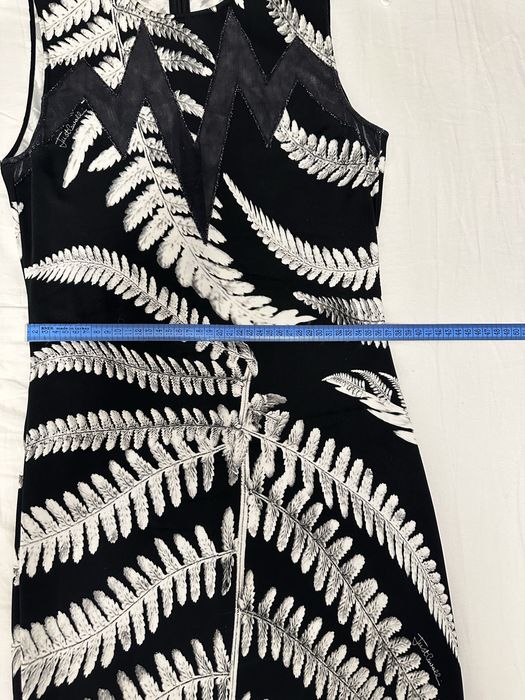 Оригинална рокля на justcavalli