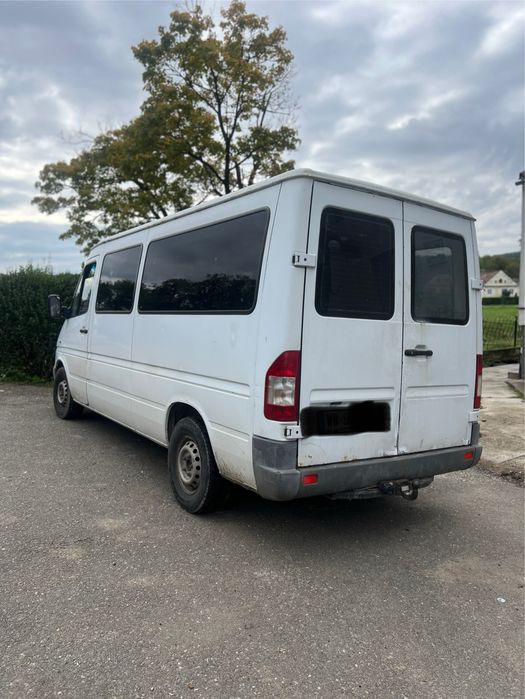 Mercedes sprinter 208
