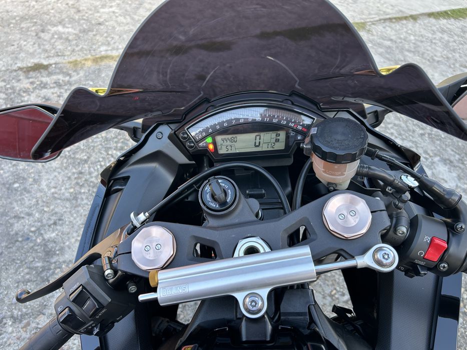 Kawasaki zx10r Akrapovic
