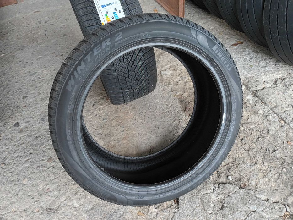 2 Нови зимни гуми 275/40 R21 Pirelli Scorpion Winter 2 107V XL борд