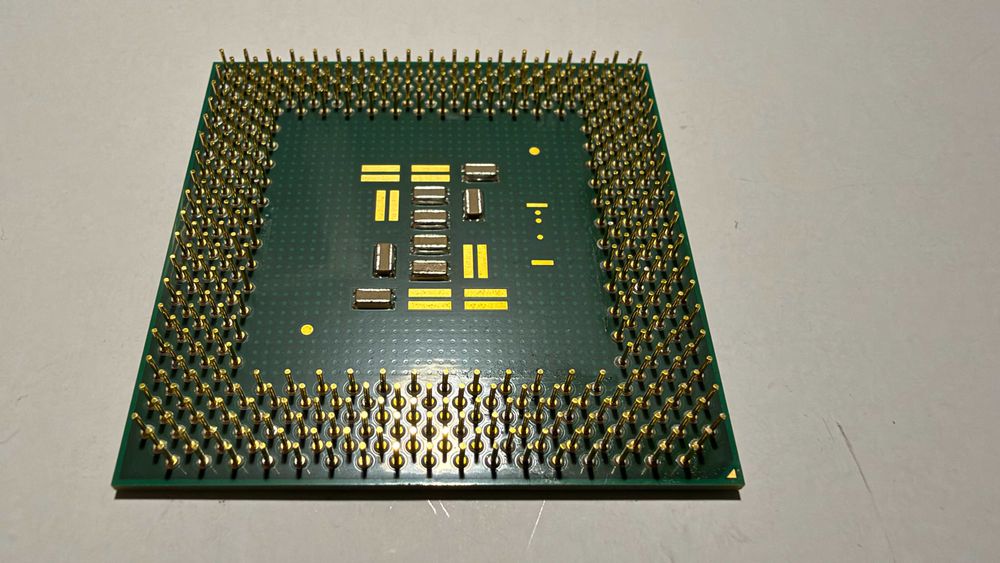 CPU Intel P3 Pentium III 733MHz socket FCPGA 370