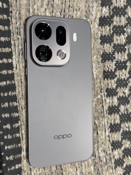 Oppo x9 pro с подарками