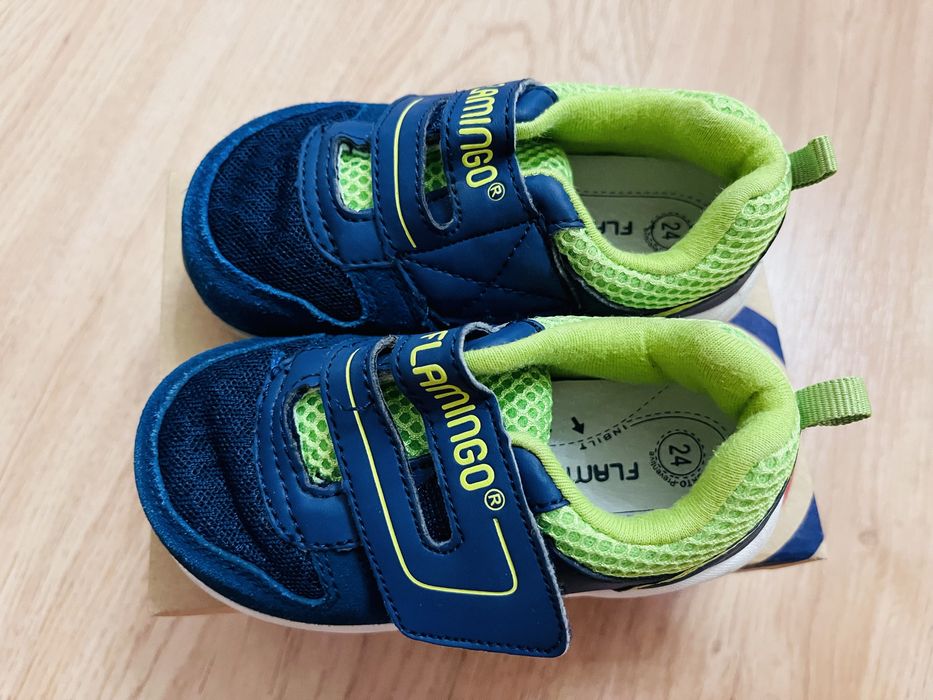 Кроссовки на мальчика