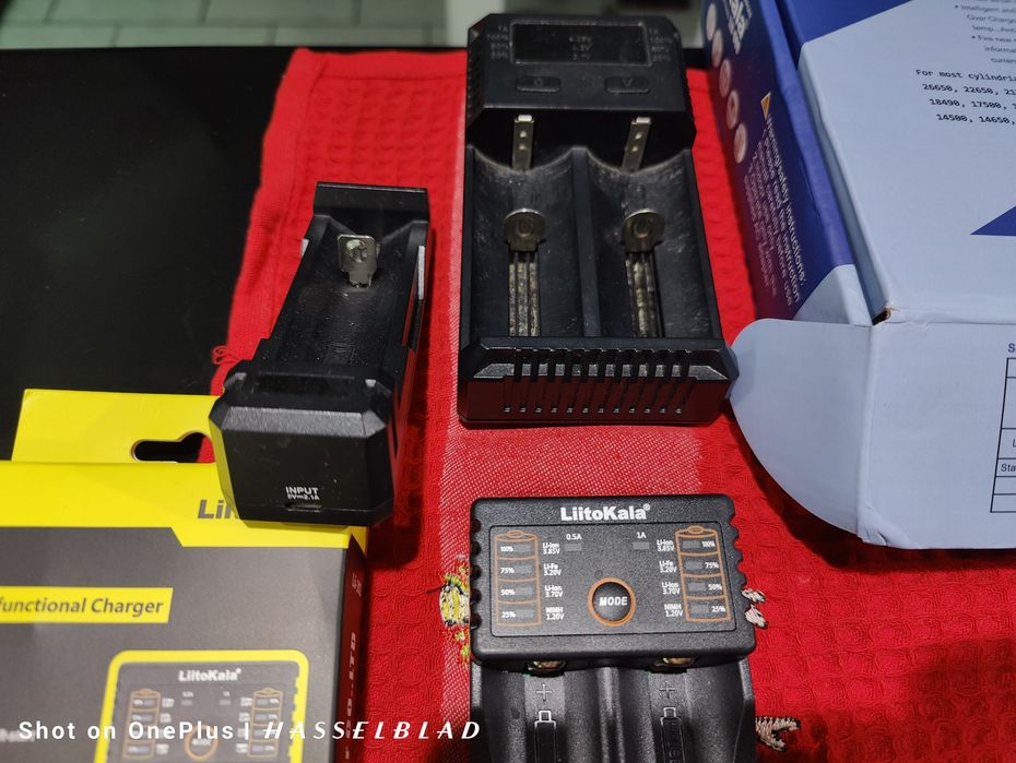 Зарядни устройства за всички типове и модели презареждащи батерии проф