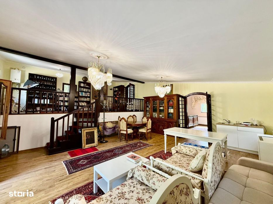 De închiriat|3 camere|136 mp utili|Curte 300 mp|2 locuri de parcare