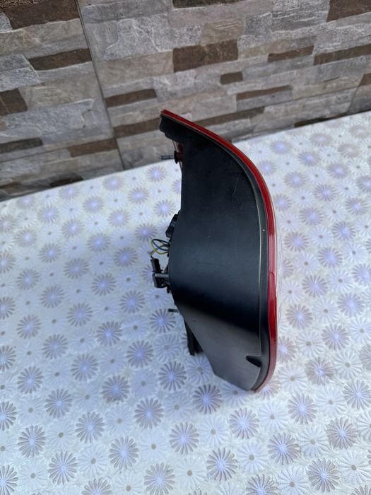 оригинален десен стоп за Passat комби B5,5