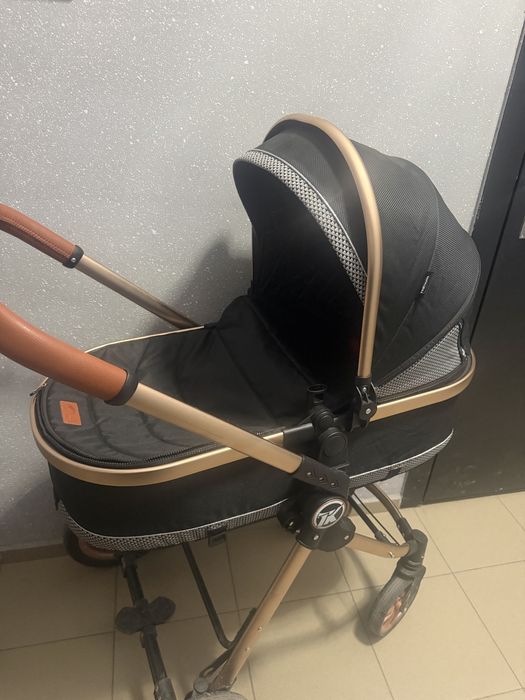 Коляска для ребенка