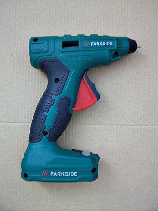 Pistol de lipit cu silicon 7 mm pe acumulator - Parkside