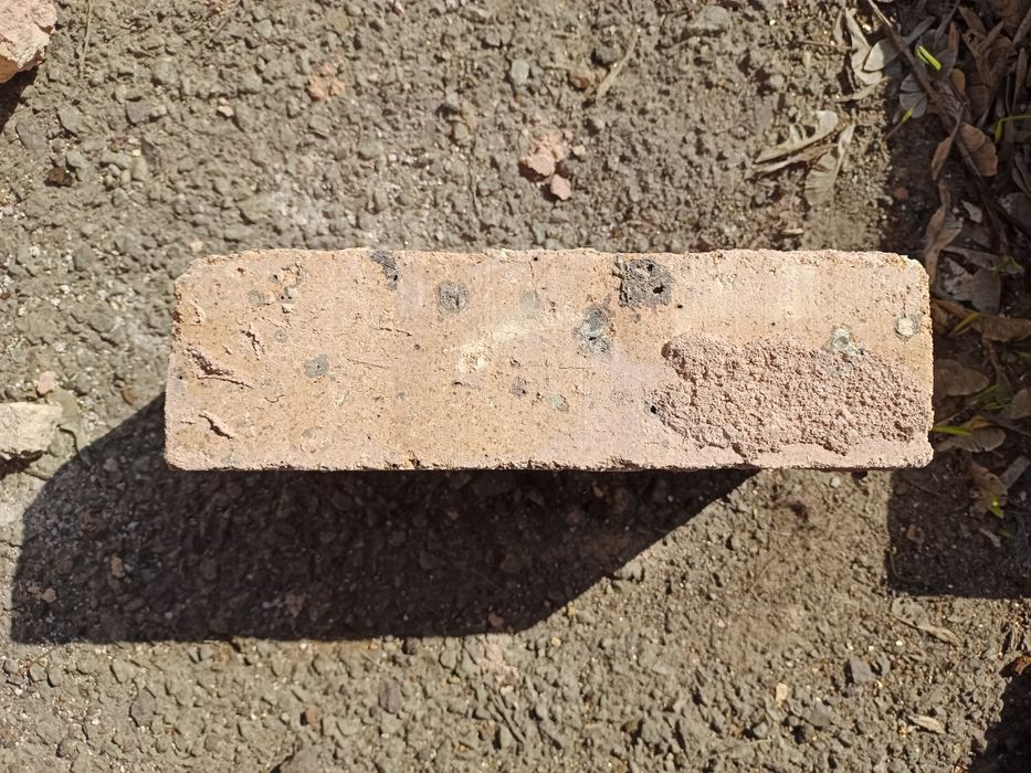 Кирпич красный одинарный