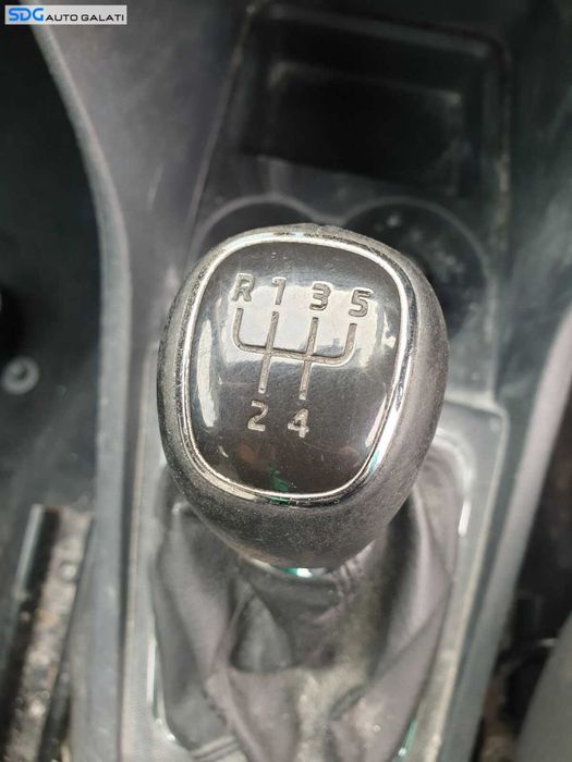 Nuca cu Manson Piele Maneta Schimbator Viteze cu Uzura Skoda Rapid 2012 - 2022