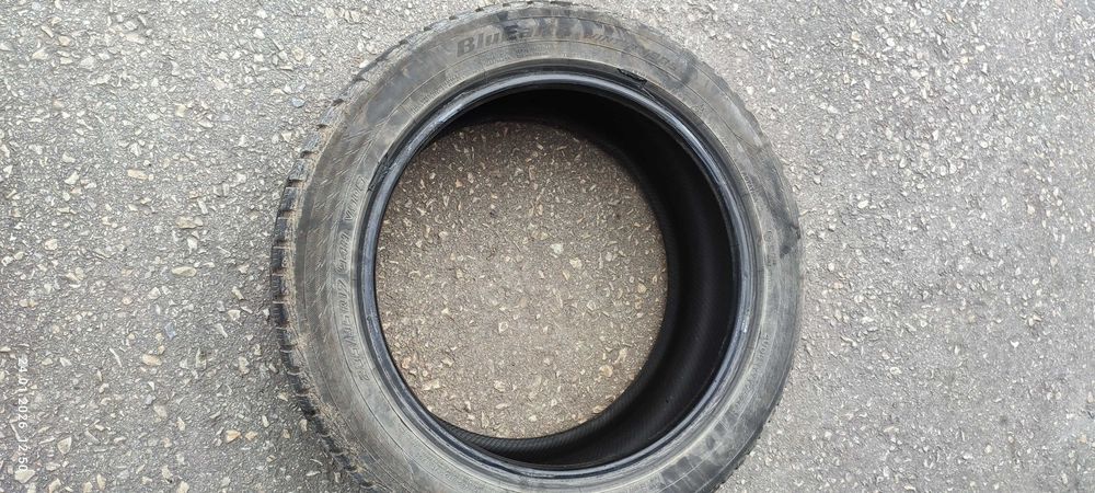 Всесезонни гуми 235/45 r17