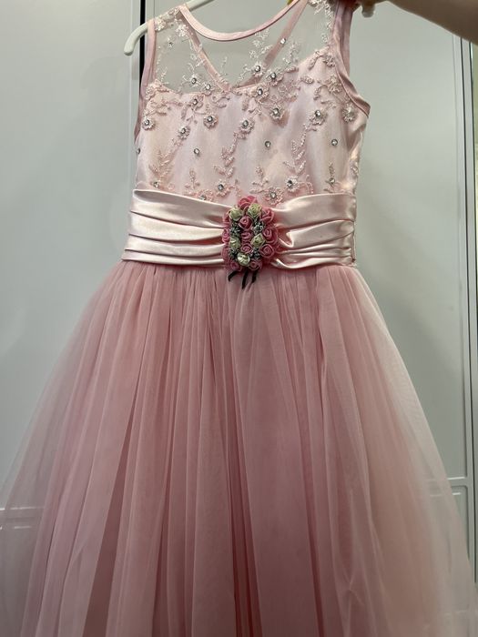 Продам детское платье