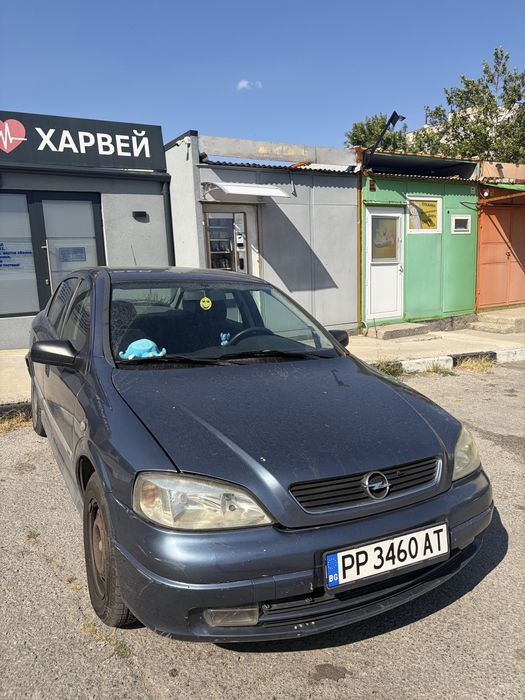 Продавам Opel Astra 1.4