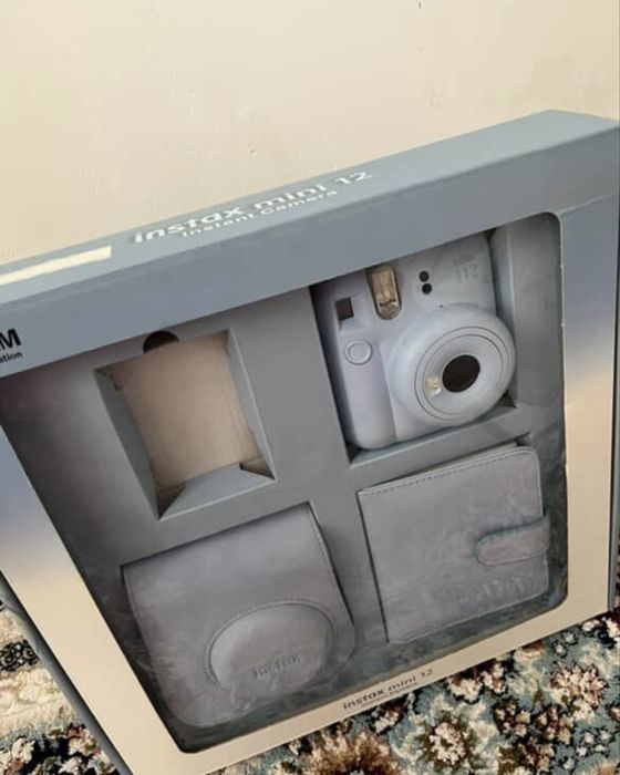 Fujifilm Instax Mini 12 Gift Box (Pastel Blue)