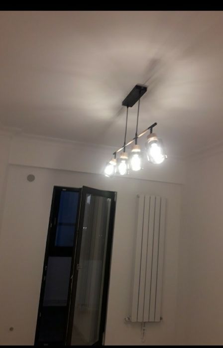 Electrician - execut instalații electrice pentru case și apartamente