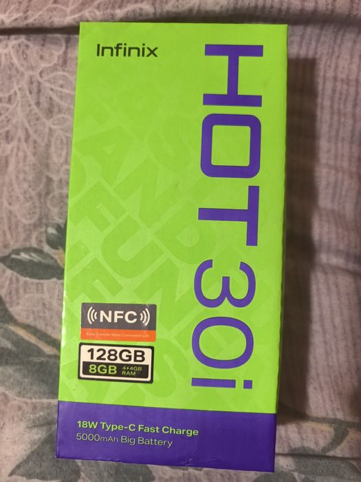 Телефон Infinix HOT 30i