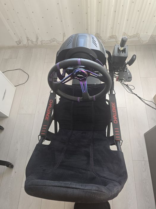 Scaun Playseat Challenge + Volan Thrustmaster t300 rs Gt