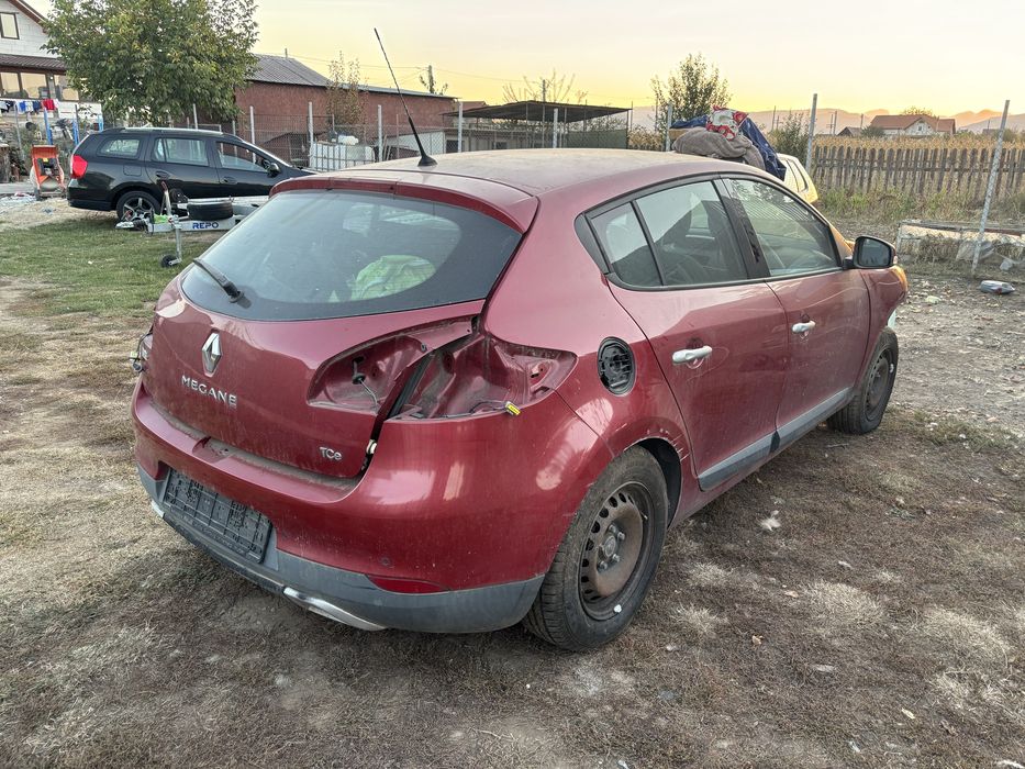 Dezmembre renault Megan 2011 1.4TCE