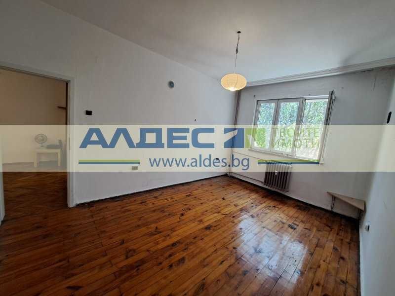 Продава се Тристаен апартамент в София, Център - 72 кв.м за 3723 €/кв.м - Снимка #6