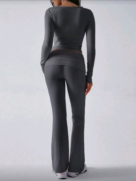 Нов дамски комплект от две части – Кроп топ и панталон чарлстон