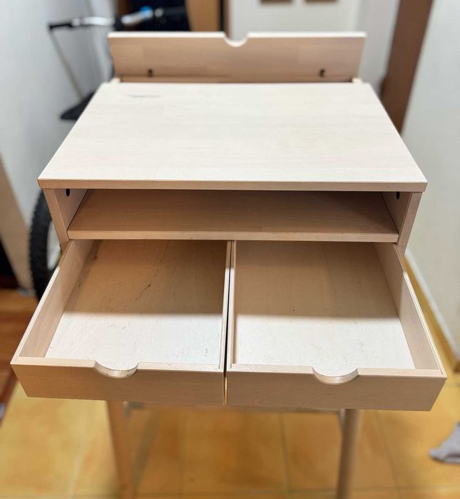 Birou înalt / Standing desk IKEA, model KNOTTEN
