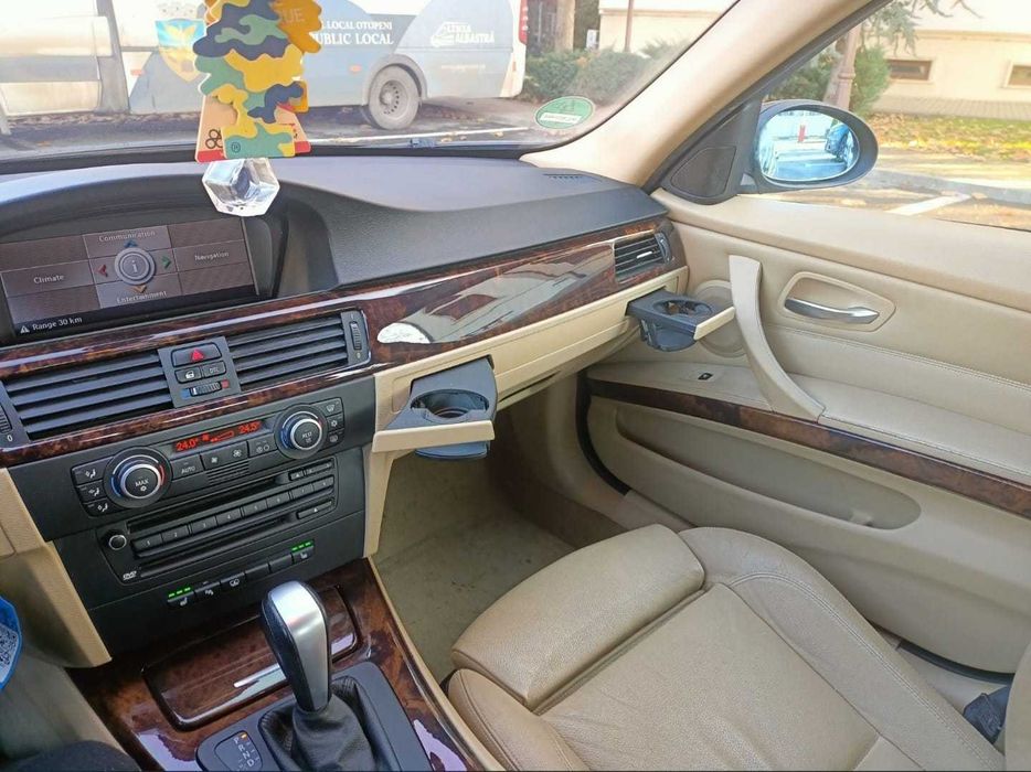 Bmw seria 3 E90 2.0D automata
