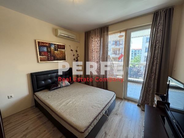 Продава се Двустаен апартамент в Поморие - 112 кв.м за 1500 €/кв.м - Снимка #3
