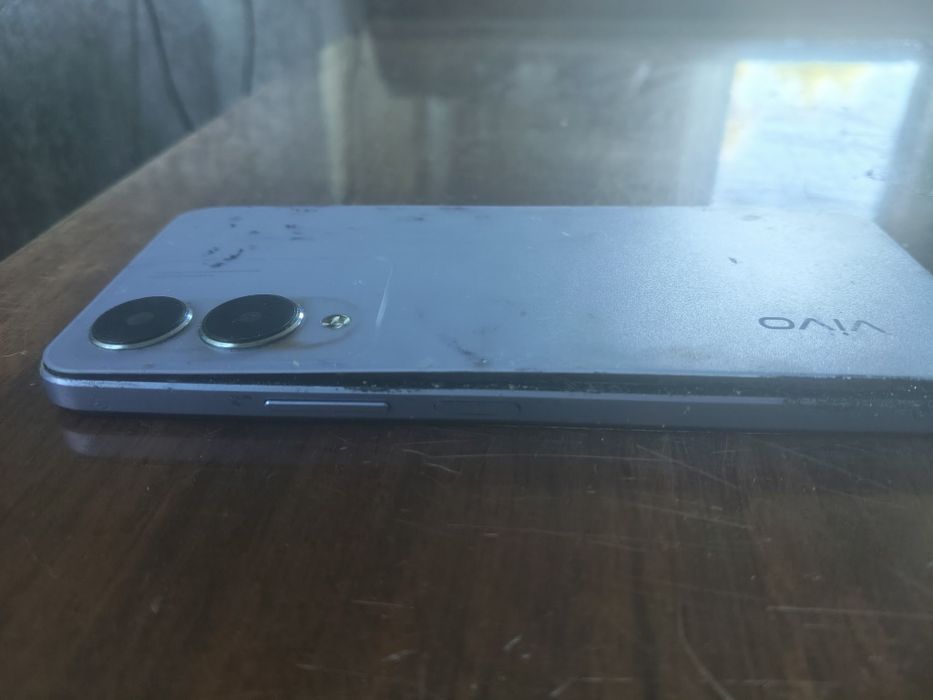 Телефон Vivo Y 17s
