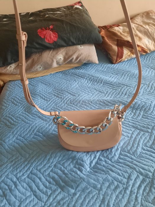 Чанта нова.  Без забележки