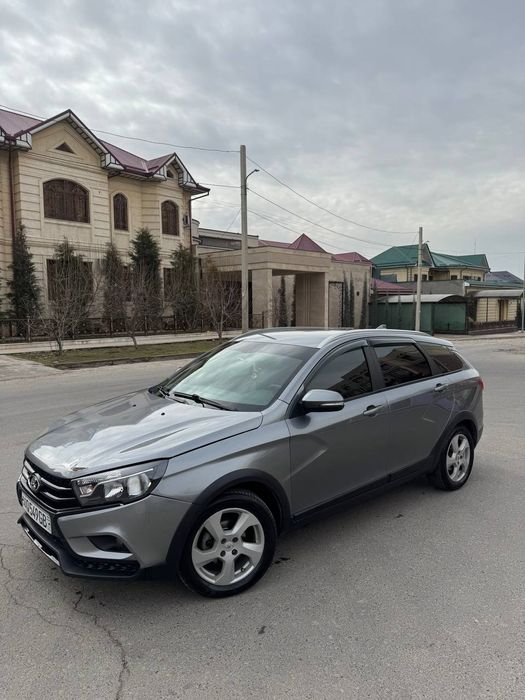 Lada Vesta Cross
